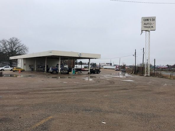 Camp I-30: 3205 E 54th St, Texarkana, AR 71854